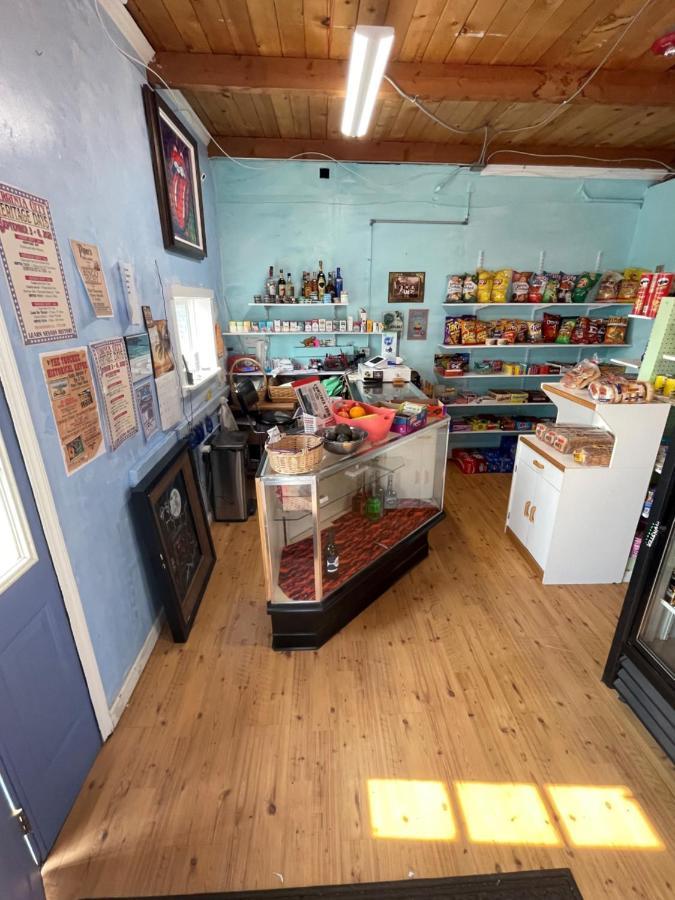 Sugarloaf Mountain Motel バージニアシティ エクステリア 写真