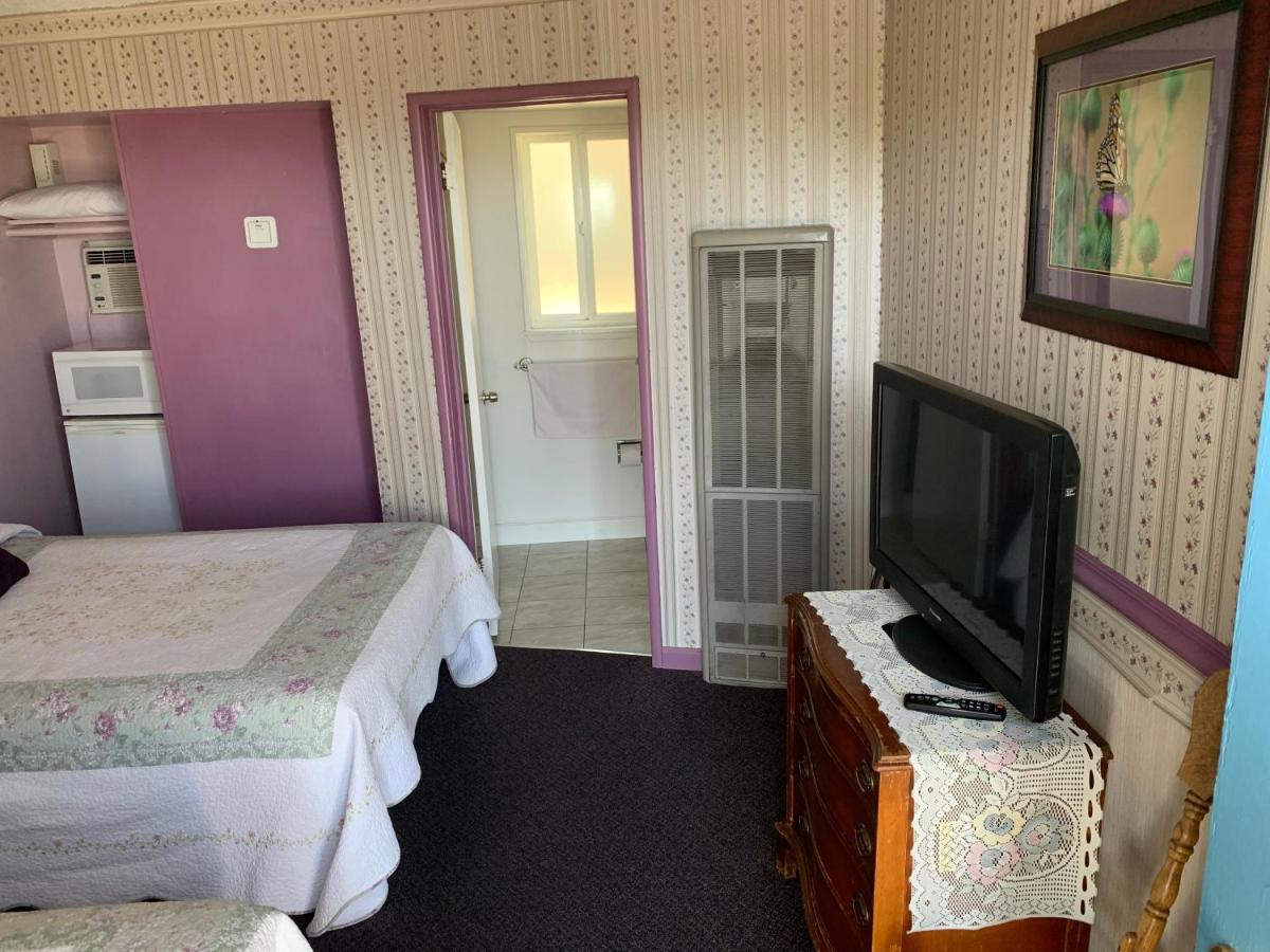 Sugarloaf Mountain Motel バージニアシティ エクステリア 写真