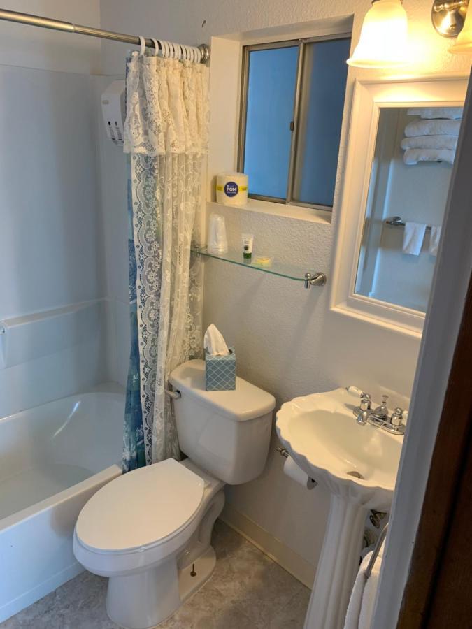Sugarloaf Mountain Motel バージニアシティ エクステリア 写真