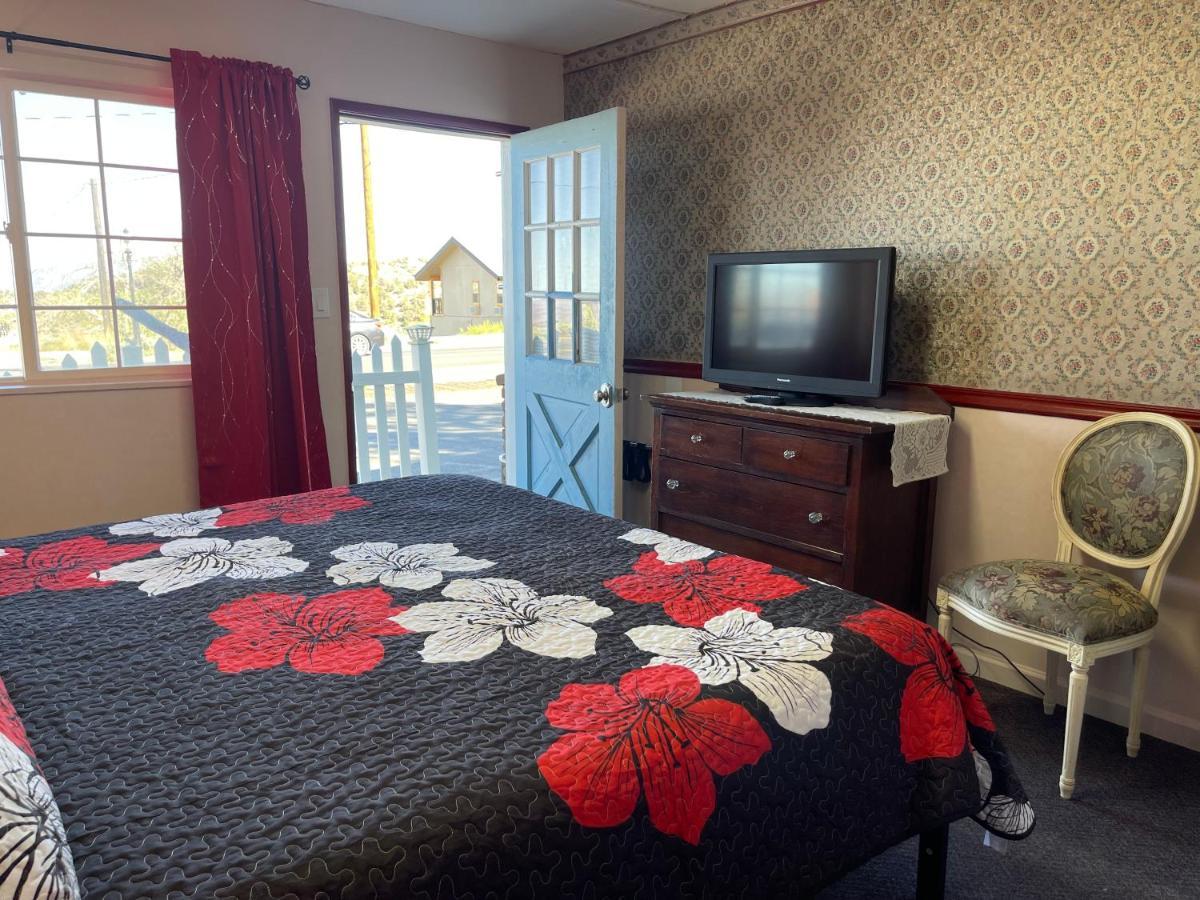 Sugarloaf Mountain Motel バージニアシティ エクステリア 写真