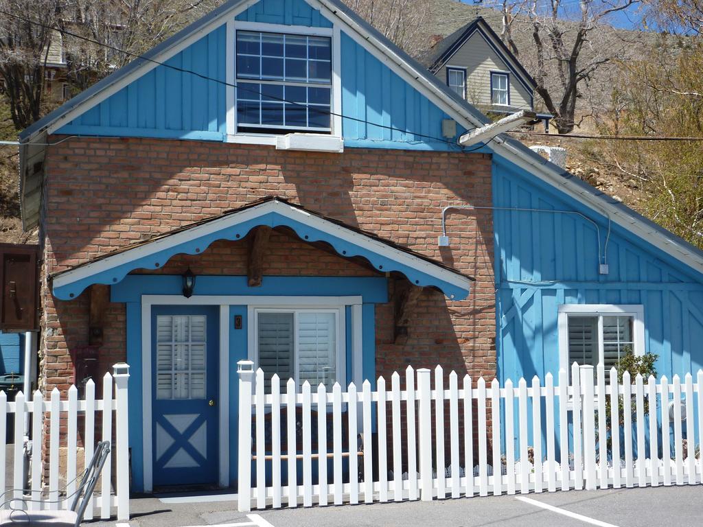 Sugarloaf Mountain Motel バージニアシティ エクステリア 写真